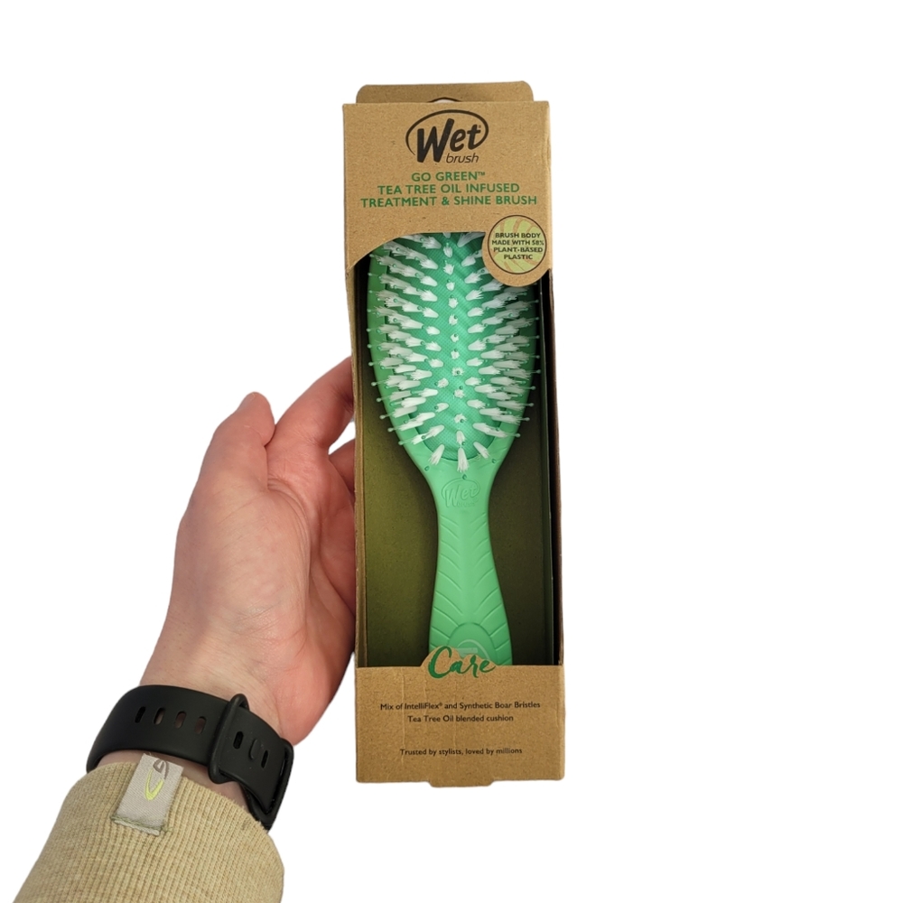 WET Brush Go Green Tea Tree Oil Infused Treatment &‎ Shine Brush